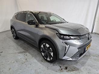 Vaurioauto  passenger cars Renault Scenic Scenic E-Tech EV87 long range techno 2025/5