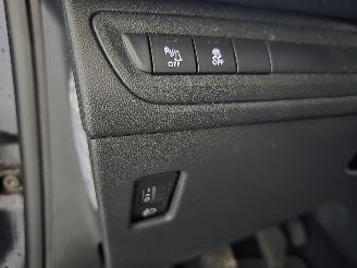 Peugeot 208 1.2 VTi Allure picture 21