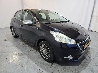  Peugeot 208 1.2 VTi Allure 2013/9