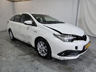 Avarii autoturisme Toyota Auris 1.8 Hybr. Aspiration 2015/9