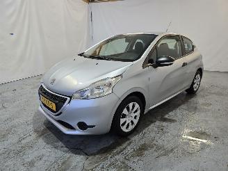 Peugeot 208 1.0 Pure Tech Like picture 3
