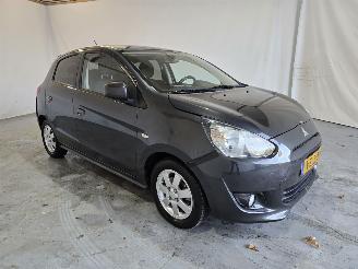 Schadeauto Mitsubishi Space-star 1.0 CVVT ISG Plus P. 2015/1