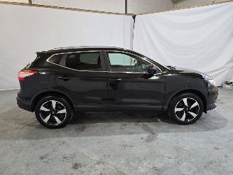Nissan Qashqai 1.2 N-Connecta picture 8