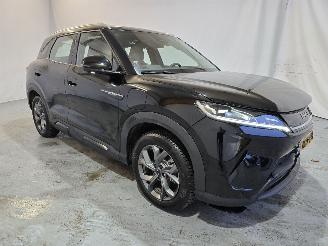 damaged passenger cars BYD  Atto 2 2025/8