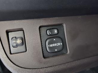 Toyota iQ 1.0 L picture 25