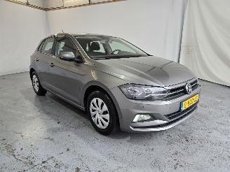 Schadeauto Volkswagen Polo 1.0 TSI Comfortline 2019/12