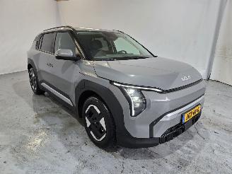 krockskadad bil auto Kia EV3 Plus 81.4 kWh 2025/10