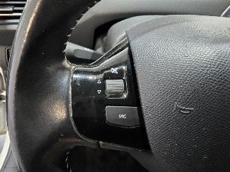 Peugeot 308 1.2 PureTech Blue Lease Executive picture 28