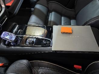 Volvo V-60 2.0 T6 Plug-in hybrid AWD Plus Dark picture 42