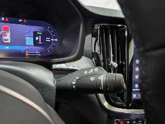 Volvo V-60 2.0 T6 Plug-in hybrid AWD Plus Dark picture 37