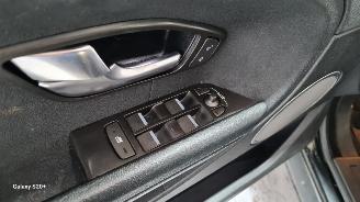 Land Rover Range Rover Evoque 2.2 eD4 2WD Pure picture 24