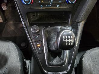 Ford Focus Wagon 1.0 Titanium picture 35