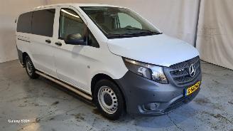 damaged commercial vehicles Mercedes Vito Tourer 116 BT Pro Lang 8-persoons 2019/11