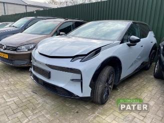 Uttjänta bilar auto Zeekr X X, SUV, 2023 RWD Core 49 kWh, RWD Long Range 69 kWh 2024/4