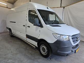 krockskadad bil bedrijf Mercedes Sprinter 314 2.2 CDI L3H3 EURO VI-D 2018/8