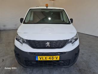 dañado vehículos comerciales Peugeot Partner 1.5 BlueHDI Premium 2021/11