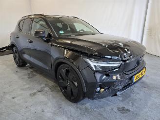 škoda osobní automobily Volvo EX40 Twin Motor Ultra Black Edition 82 kWh 2025/12