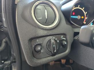Ford Fiesta 1.0 EcoB. Titanium picture 25