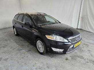 Schadeauto Ford Mondeo Wagon 2.0-16V Limited 2010/1