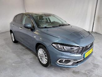skadebil auto Fiat  1.0 Life 2022/1