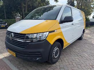 krockskadad bil bedrijf Volkswagen Transporter 2.0 TDI L2H3 32 Comfortline 2020/11