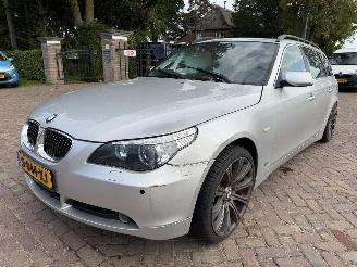 Vaurioauto  passenger cars BMW 5-serie 525xi Business Line 2007/4