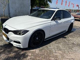 Avarii autoturisme BMW 3-serie 320d clima 2014/5