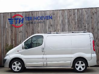 bruktbiler auto Opel Vivaro 2.5 CDTi L1H1 Klima 2-Persoons Trekhaak 107KW Euro 4 2007/11