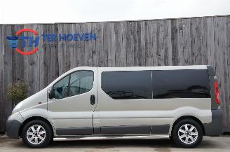skadebil auto Opel Vivaro 2.0 DCi Lang 4-Peroons Bed Klima Navi Trekhaak 84KW Euro 4 2010/3