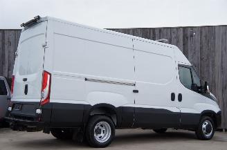 Iveco Daily 35C14 2.3 HPi L3H2 Airco Cruise Automaat 100KW Euro 6 picture 3