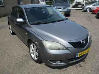 Unfallwagen Mazda 3 2.0 Executive 2005/3