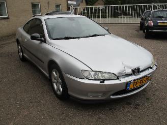 Damaged car Peugeot 406 Coupe 3.0-24V V6 Pack Aut 1998/4
