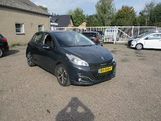  Peugeot 208 1.2 PureTech Allure 2016/10