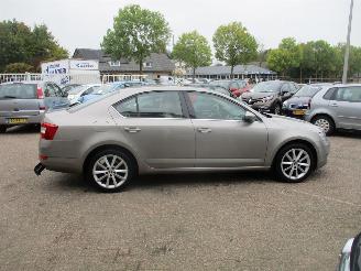 Skoda Octavia 1.2 TSI Grt Eleg Bns REST BPM 300 EURO !!!! picture 8