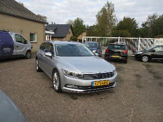 Unfallwagen Volkswagen Passat 1.4 TSI Connected Series REST BPM 1000 EURO !!!!! 2017/1