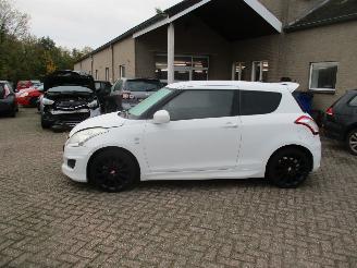 Suzuki Swift 1.2 Base X-ite picture 4
