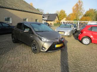 Coche accidentado Toyota Yaris 1.5 Hyb Dynamic 2019/8