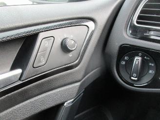 Volkswagen Golf 1.2 TSI HighLine Aut NAP picture 24