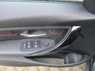 BMW 3-serie 320i High Ececutive Touring REST BPM 800 EURO !!!! picture 17