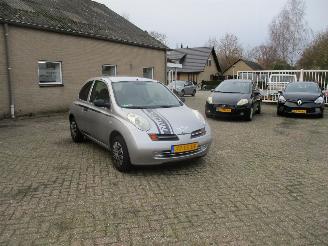 damaged passenger cars Nissan Micra 1.2 Visia Automaat NAP 2003/2