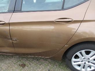 Opel Astra 1.4 Turbo REST BPM 1000 EURO !!!! picture 11