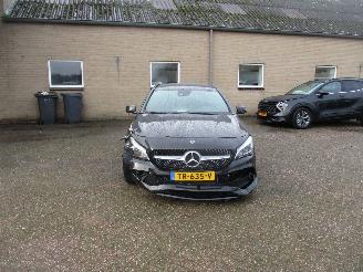 Mercedes Cla-klasse Shooting Brake 200d Prestige Automaat picture 2