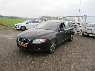 Volvo V-70 2.0 picture 3