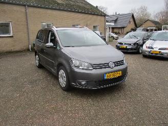 Auto incidentate Volkswagen Touran 1.2 TSI HighL BleuM REST BPM 400 EURO !!!! 2012/5