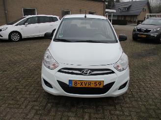 Hyundai I-10 1.1 Pure picture 2