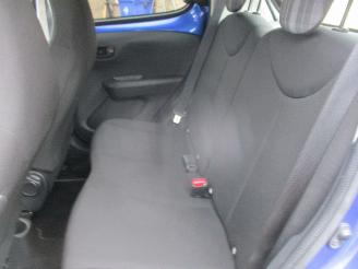 Peugeot 108 1.0 E -VTI BLUE L. EX picture 29