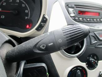 Ford Ka 1.2 Titanium X picture 22