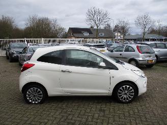Ford Ka 1.2 Titanium X picture 8