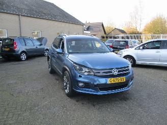 Avarii autoturisme Volkswagen Tiguan 2.0 TSI R-Line Sport&St.4M REST BPM €800,-!!! 2017/2