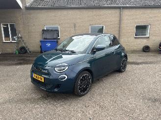 Fiat 500E La Prima 42 kWh picture 3